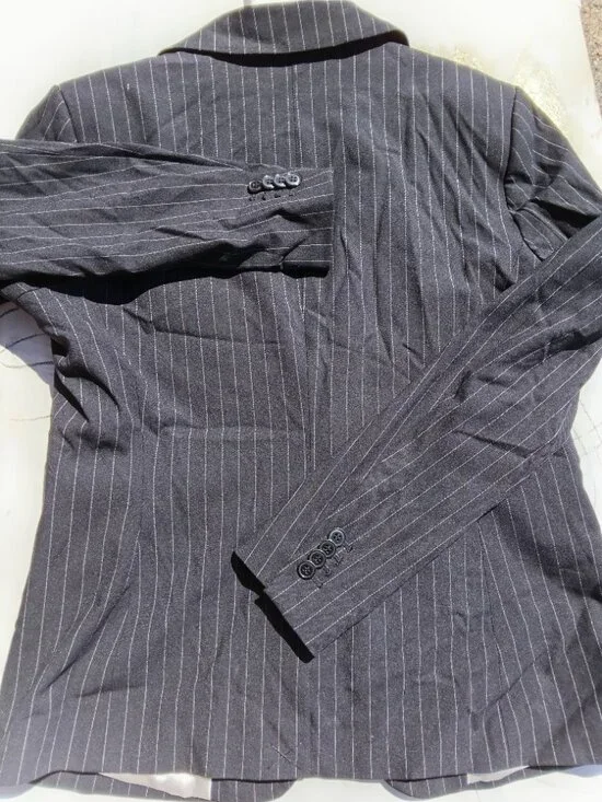 Women's Blazer, by H & M - Picture 6 of 9